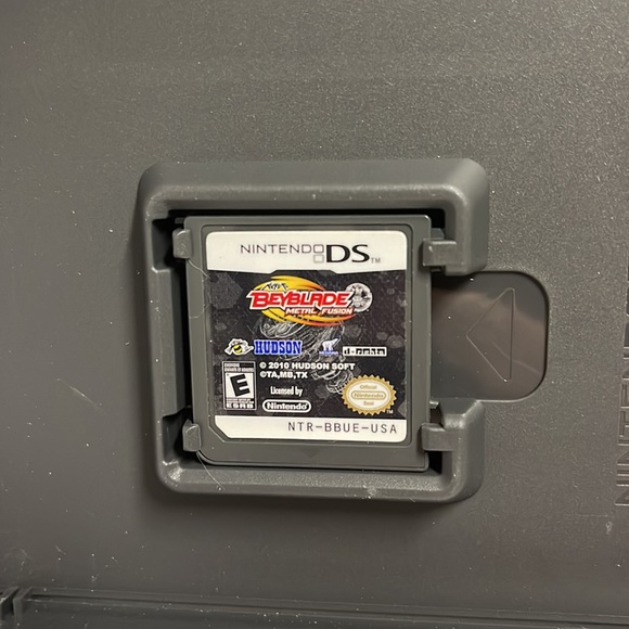 Beyblade Metal Fusion Game for the Nintendo DS - Picture 4 of 6